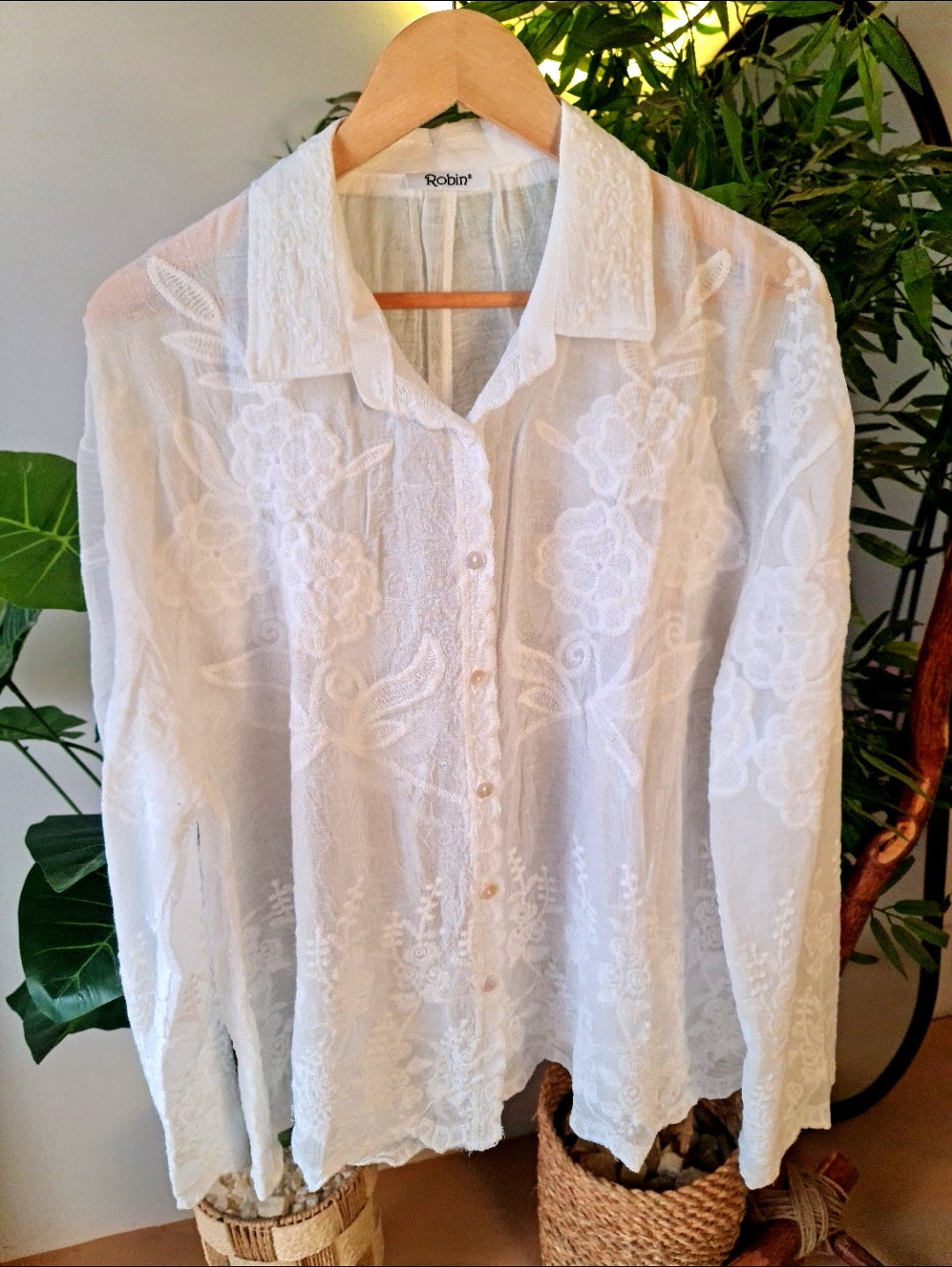 Bloom embroidered lace blouse